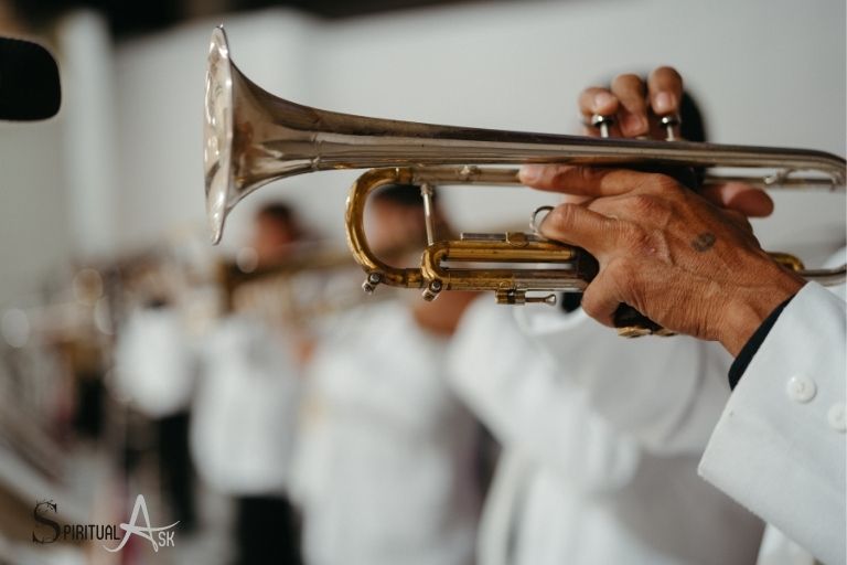 Trumpets as Divine Messengers